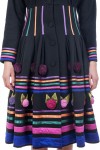 Palton lana neagra cu aplicatii multicolore